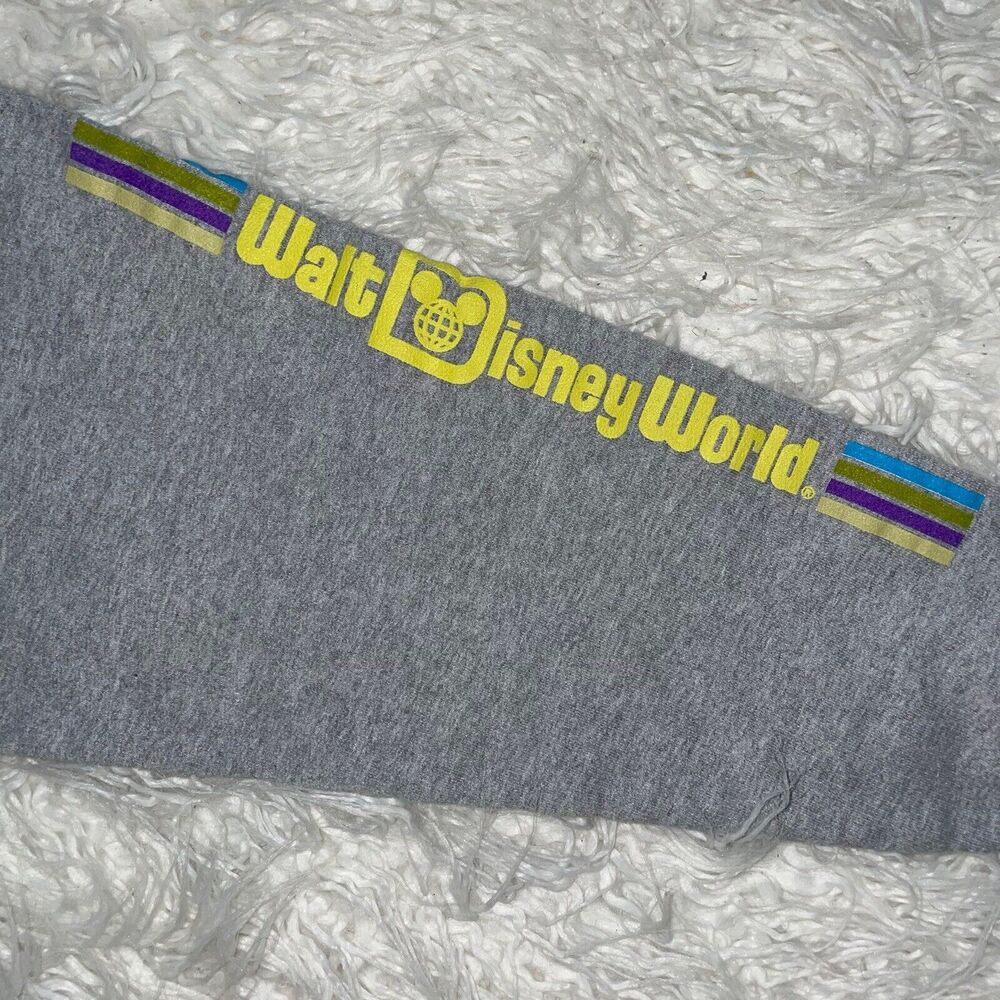 Walt Disney Parks Adult Discover the Magic Crewneck Sweatshirt Size Small Gray - Picture 8 of 11